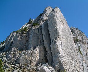 Allah Kaldıramayacağı Taşı Yaratabilir Mi?