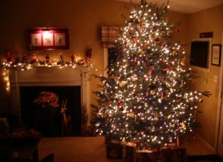 Yılbaşında Çam Ağacı Süslemek Caiz Midir?