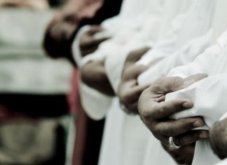 Seferi İken Namaz Nasıl Kılınmalı?