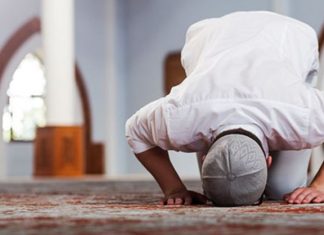 Peygamberimiz Miraçta Namazı 50 Vakitten 5 Vakite İndirmiş Midir? Peygamberimiz Miraçta Namazı 50 Vakitten 5 Vakite İndirmiş Midir?